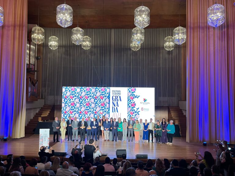 La Casa Bernarda Alba recibe la mención especial en los Premios Turismo de Granada 2023